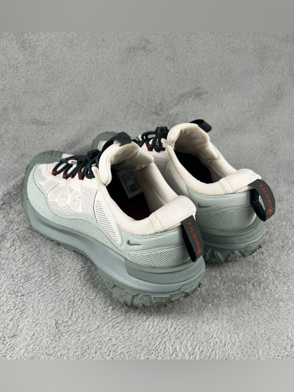 Nike ACG Mountain Fly 2 Phantom Light Silver Gore-Tex Mens Size 11.5 HF6245-003 - Picture 3 of 13